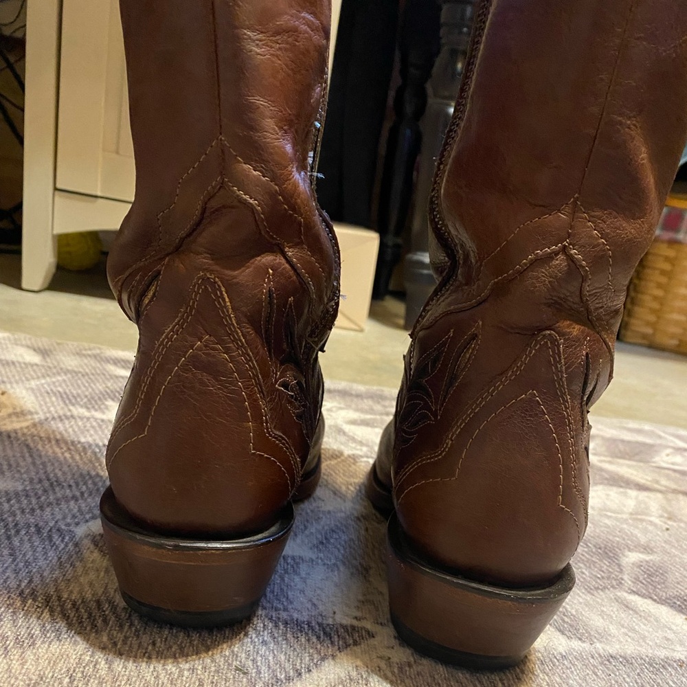 Ariat Chaparral Tan and Gold Leather Western Boots - Picture 12 of 16